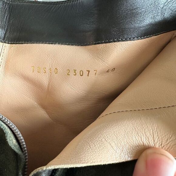 Gianvito Rossi Margaux Suede booties size 40 - Picture 8 of 11